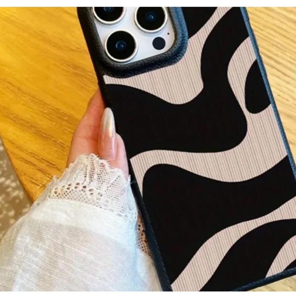 Stylish Black and Cream Phone 11 Case